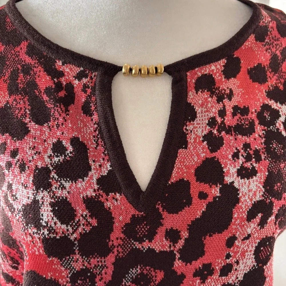 St‎ John Sport Knit Dress Size 14 Multi Leopard Print Knit VNeck Gold Detail NWT